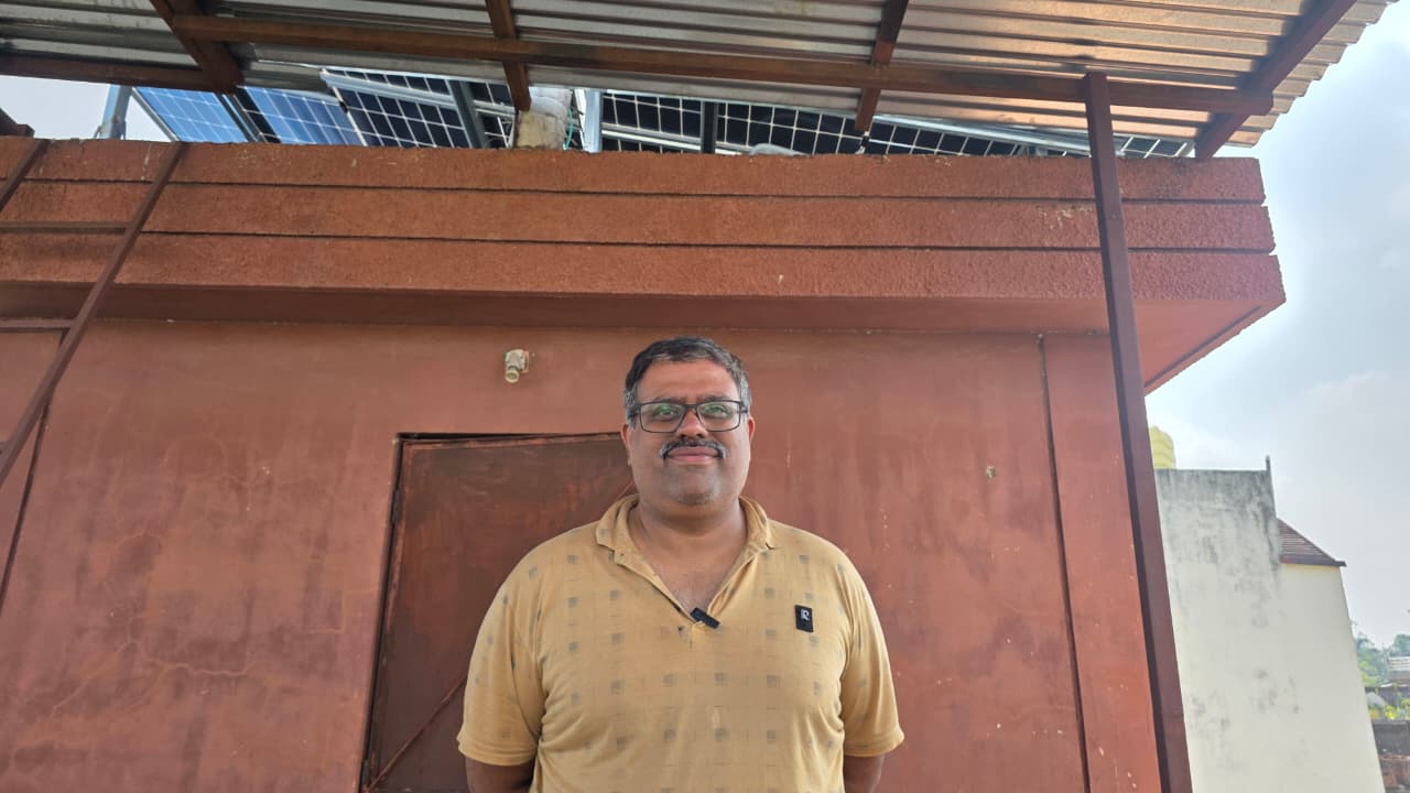 अम्बिकापुर के क्षितिज शेट्ठी बने “ऊर्जा आत्मनिर्भर नागरिक” पीएम सूर्य घर-मुफ्त बिजली योजना से बिजली बिल हुआ शून्य, बिजली उपभोक्ता से बने बिजली निर्माता